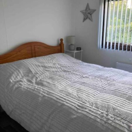 בילת' וולס Cwtch Cymru Lodge 7F Caer Beris Holiday Lodge Park מראה חיצוני תמונה
