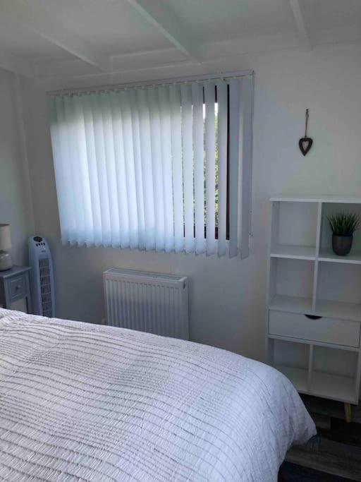 בילת' וולס Cwtch Cymru Lodge 7F Caer Beris Holiday Lodge Park מראה חיצוני תמונה